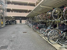【埼玉県/越谷市南越谷】ライオンズステーションプラザ新越谷 駐輪場