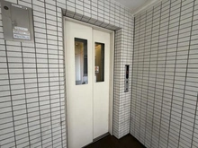 【埼玉県/朝霞市泉水】エンゼルソレスト朝霞台 共用部：エレベーター