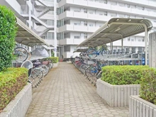 【埼玉県/所沢市緑町】アコール新所沢ウェスト 駐輪場