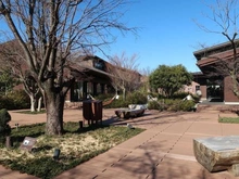 【東京都/昭島市宮沢町】パークホームズ昭島中神 モリパークアウトドアヴィレッジ（現地より約1,210m）：