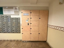 【東京都/清瀬市中里】ダイアパレス清瀬けやき通り 宅配BOX：左側：メールBOX