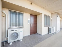 【東京都/東村山市萩山町】オハナ八坂萩山町 玄関