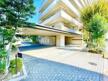 【東京都/東村山市萩山町】オハナ八坂萩山町 駐車場入口