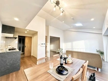 【埼玉県/新座市菅沢】清瀬プリンスハイツ リビング・ダイニング：約18.1帖
※家具・調度品等は販売価格に含まれておりません