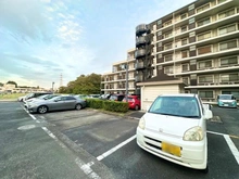 【埼玉県/新座市菅沢】清瀬プリンスハイツ 駐車場：平置きの駐車場です