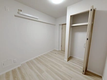 【東京都/東久留米市柳窪】ロイヤルステージ小平 洋室：収納