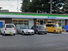 【東京都/東久留米市柳窪】ロイヤルステージ小平 ファミリーマート東久留米柳窪店（現地より約140m）