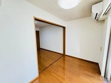 【埼玉県/志木市本町】アリュージュ志木本町 洋室：左奥：ダイニング