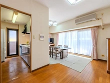 【大阪府/大阪市東淀川区小松】ユニライフ上新庄 約１５．２帖のLDKです