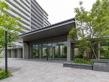 【大阪府/大阪市東淀川区下新庄】ローレルスクエアOSAKA　LINK エントランス