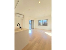 【東京都/品川区大井】ディナ・スカーラ大井町 約14.5帖　2面採光　※家具などはイメージのために置いております。