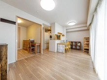 【大阪府/堺市北区金岡町】なかもずオールズ・グランコート 約15.6帖のLDK。洋室約4.5帖と合わせて利用可能です。