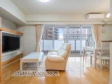 【神奈川県/座間市相模が丘】ブリリア小田急相模原 南東向きの明るいリビングダイニング