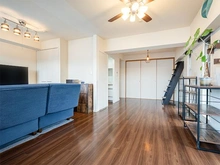 【神奈川県/横浜市都筑区池辺町】クリオ横浜鴨居 【ＬＤＫ】約１９．５帖◇リビング収納を確保した室内。