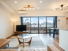 【東京都/豊島区高田】ブリリアシティ西早稲田 ワイドスパンの窓からは新宿方面の景観をご覧いただけます。