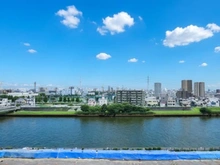 【東京都/葛飾区細田】ザ・グランリバーフォート高砂 【眺望】水辺の潤いを感じるリバーフロントな眺望