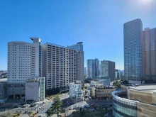 【神奈川県/川崎市中原区新丸子東】パークシティ武蔵小杉ミッドスカイタワー 綱島街道を見渡す眺望は、明るさや爽やかな風を室内に与えます