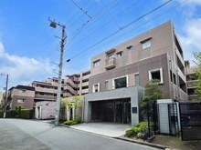【神奈川県/川崎市中原区宮内】プランヴェール等々力緑地 外観：「ふらっと等々力緑地へ」武蔵小杉を生活圏にする、東京建物旧分譲マンション
