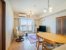 【東京都/江東区辰巳】ブリリア辰巳キャナルテラス ＊リビングダイニング約１１．１帖　部屋全体を足下から心地よく温めるＴＥＳ温水式床暖房採用。