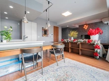 【東京都/江東区有明】ブリリアタワー有明ミッドクロス 約１７．７帖のリビング