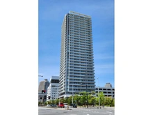 【東京都/江東区有明】ブリリアタワー有明ミッドクロス 外観：２０２１年築総戸数３００戸の大規模タワーマンション