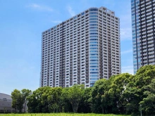 【東京都/江東区有明】ブリリア有明スカイタワー 外観：２０１０年１２月築、総戸数１０８９戸のタワーマンション