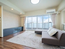 【東京都/江東区辰巳】ブリリア辰巳キャナルテラス ご家族でゆったりとお過ごしいただける広々とした空間です。