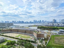 【東京都/江東区有明】ブリリア有明スカイタワー 眺望１　ＬＤＫからは、都心のビル群を一望することができます