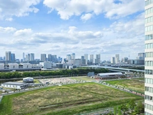 【東京都/江東区有明】ブリリア有明スカイタワー 眺望２　ＬＤＫはバルコニーに面していないため、遮るものなく眺望をお楽しみいただけます