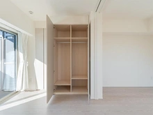 【東京都/新宿区舟町】ブリリア四谷三丁目 【クローゼット】