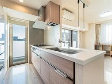 【東京都/江東区亀戸】Brillia亀戸 キッチン