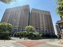 【大阪府/大阪市淀川区新高】リーザス大阪 外観