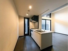 【京都府/京都市中京区二条通柳馬場東入】リソシエラグジェ御所南 