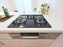 【埼玉県/さいたま市浦和区北浦和】ライオンズアベニュー浦和常盤レジデンス 三口ガスコンロ