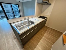 【埼玉県/川口市並木】ヴィアーレタワー西川口 キッチン