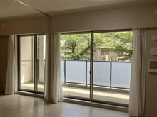 【埼玉県/蕨市南町】ヴィークコート蕨南町桜並木 リビング