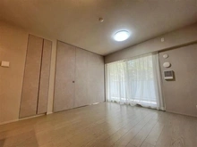 【埼玉県/蕨市南町】ヴィークコート蕨南町桜並木 リビング