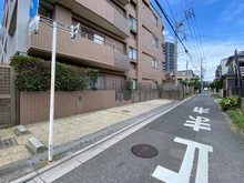 【埼玉県/さいたま市浦和区領家】コスモ浦和領家センターコート 前面道路