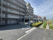 【埼玉県/越谷市瓦曽根】ライオンズマンション南越谷 駐車場