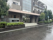 【埼玉県/越谷市南越谷】レクセルグランデ新越谷 アプローチ