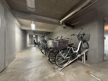 【埼玉県/越谷市南越谷】レクセルグランデ新越谷 駐輪場