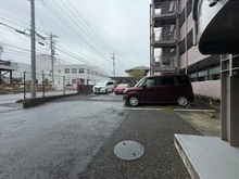 【埼玉県/吉川市保】ライオンズヴィアーレ吉川 駐車場