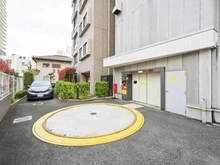 【埼玉県/上尾市柏座】ライオンズステーションプラザ上尾 駐車場