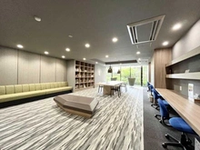 【埼玉県/さいたま市大宮区北袋町】ザ・レジデンスさいたま新都心 共用部：ライブラリーコーナー