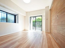 【埼玉県/さいたま市中央区新中里】コスモ与野ヒルズ 洋室：約5.1帖