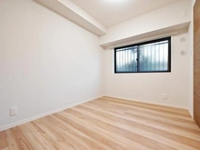 【埼玉県/さいたま市中央区新中里】コスモ与野ヒルズ 洋室：約5.7帖