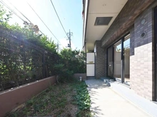 【埼玉県/さいたま市中央区新中里】コスモ与野ヒルズ 専用庭