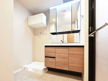 【埼玉県/さいたま市中央区新中里】コスモ与野ヒルズ 洗面所