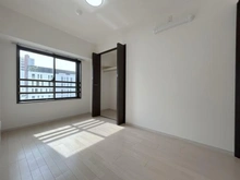 【埼玉県/さいたま市浦和区高砂】ヴィアーレ浦和 洋室：約5.5帖