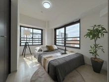 【埼玉県/さいたま市浦和区高砂】ヴィアーレ浦和 洋室：約5.1帖